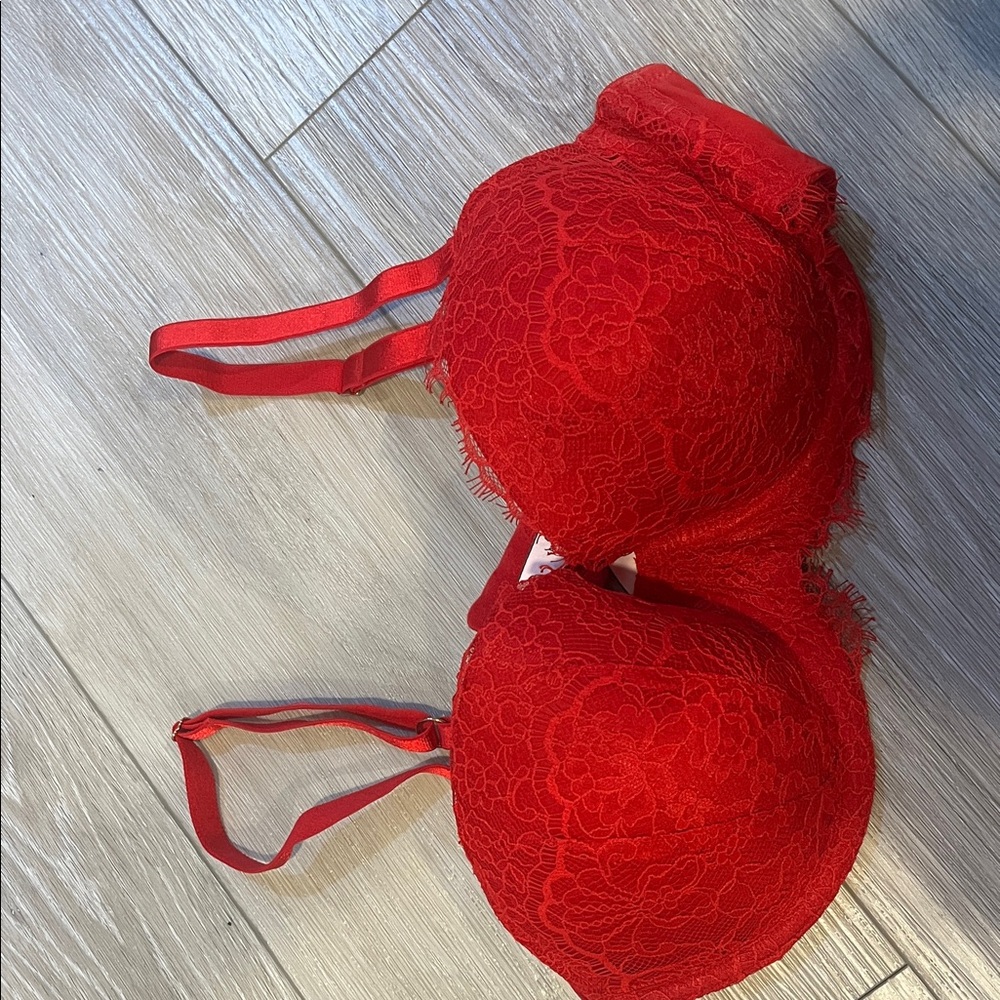 Victoria's Secret Vibrant Red Lace Bra